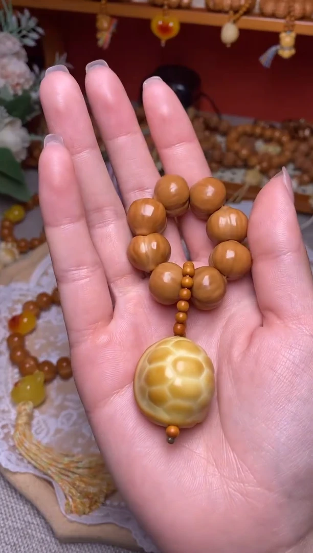 把件猴头核桃全品无暇屁桃➕大富甲手捻