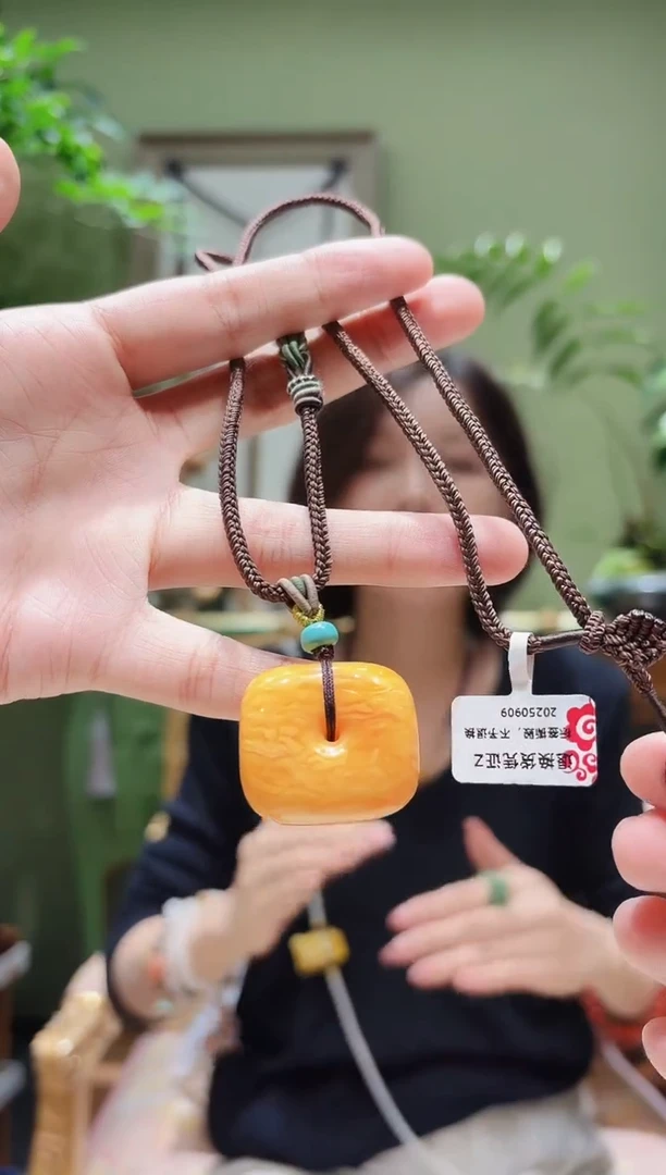 蜜蜡颈饰未镶嵌蜜蜡吊坠Z多样性发货