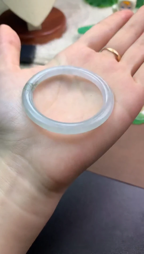 未镶嵌定制翡翠毛货