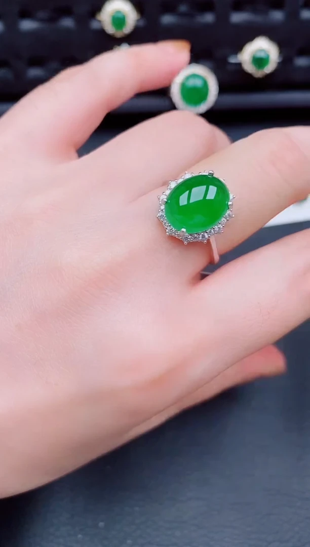 【闪购商品】翡翠戒指银S925镶嵌天然a货翡翠259