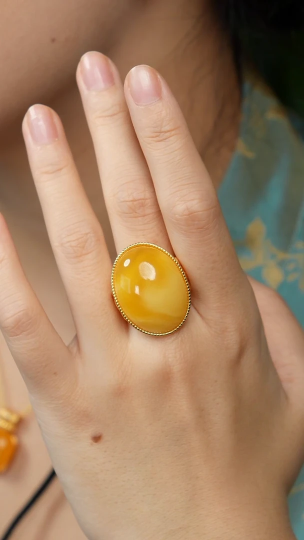 银S925镶嵌蜜蜡戒指叶*爱心拖-