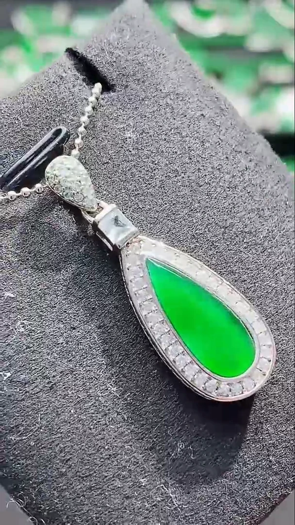 未镶嵌挂件翡翠天然翡翠