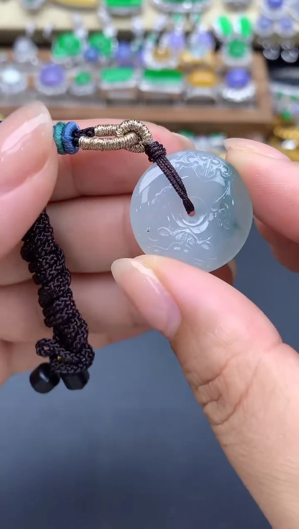 翡翠未镶嵌颈饰46-春日珠宝1