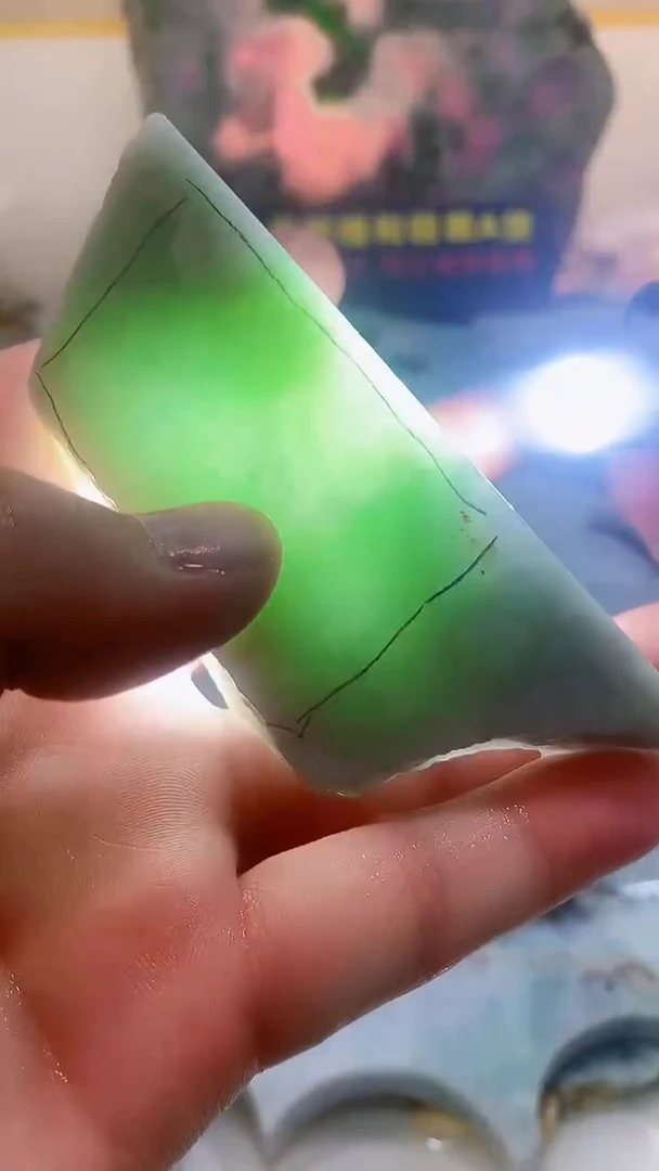 翡翠裸石0林0翡翠珠宝961
