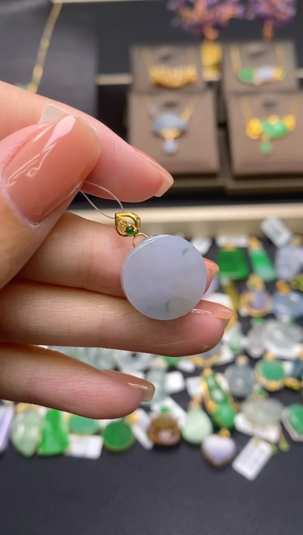 【闪购商品】翡翠18K金镶嵌颈饰净货17332