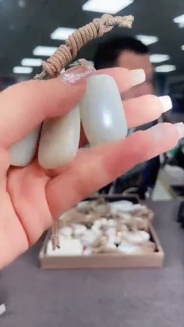 颈饰未镶嵌和田玉6