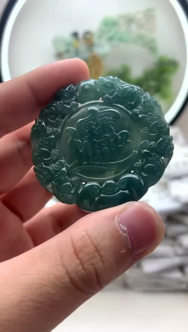 颈饰未镶嵌翡翠招财进宝