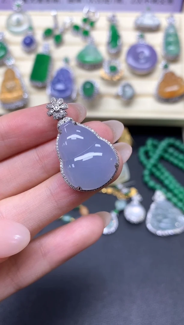 【闪购商品】翡翠吊坠(不含链)18K金镶嵌吊坠|5300+530