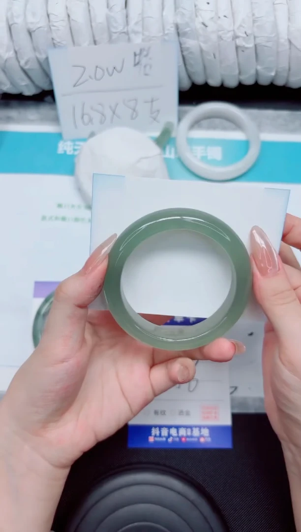 石英质玉手镯未镶嵌358-56