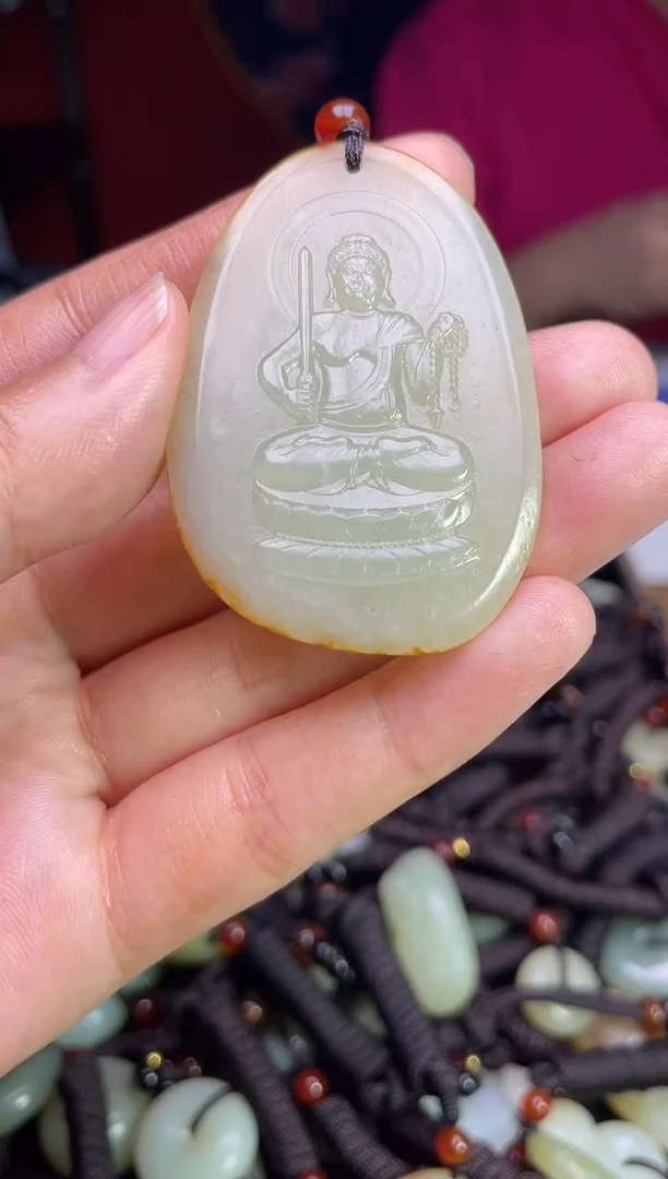 未镶嵌和田玉挂件1