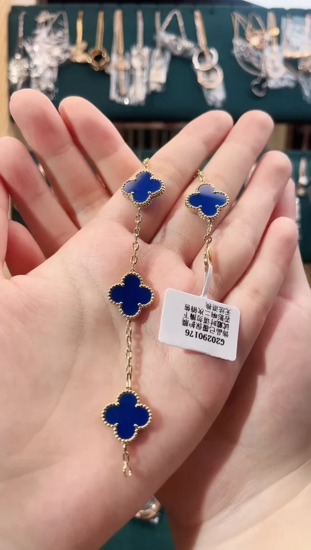 18K金镶嵌手链玛瑙/玉髓18K金镶嵌 K黄五花