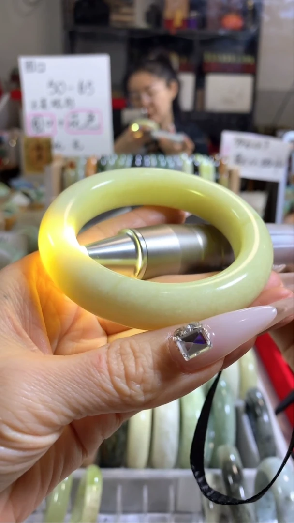 未镶嵌岫玉手镯65 58+