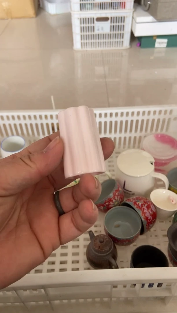 杯无运费险有瑕疵的摄影的产品有使用过的痕迹有点脏介意勿拍