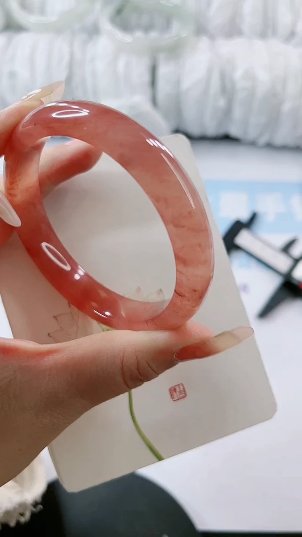 【闪购商品】石英质玉手镯未镶嵌多样性发货L715