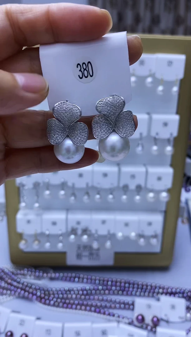 银S925镶嵌耳饰淡水珍珠380
