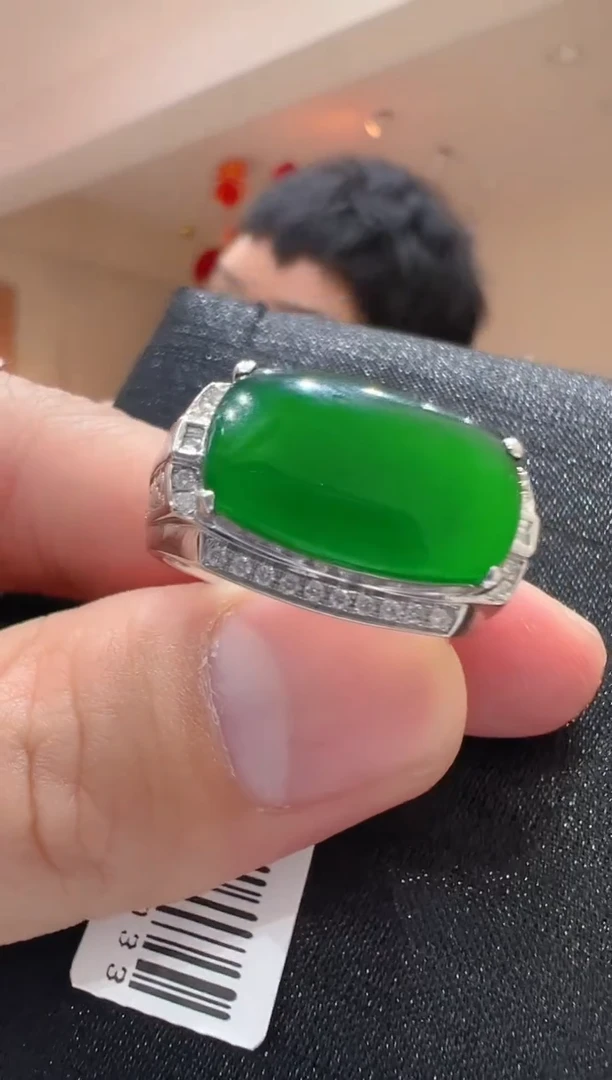 【闪购商品】翡翠戒指18K金镶嵌