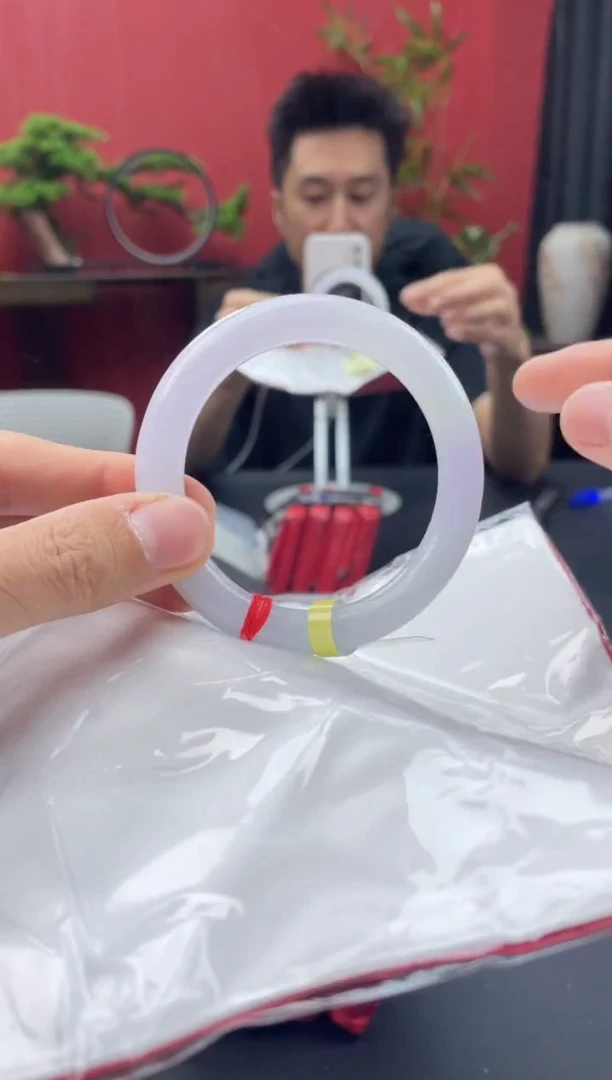 未镶嵌手镯翡翠5