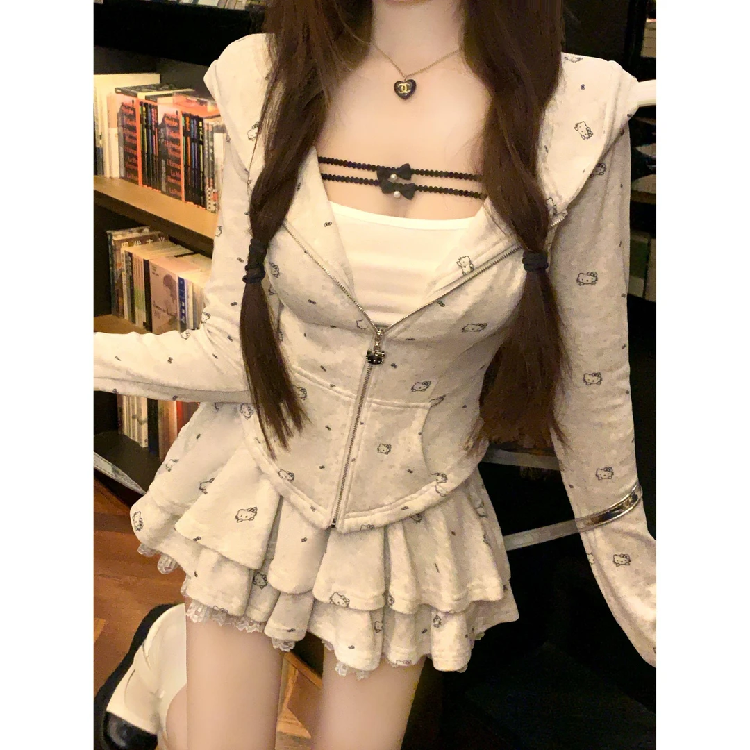 北海道情书 秋冬甜美可爱连帽卫衣外套半裙时尚两件套辣妹短裙