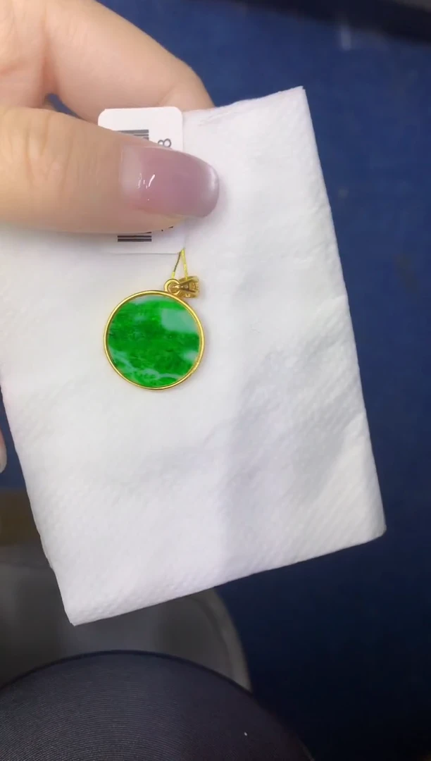 颈饰未镶嵌翡翠缅甸天然翡翠A货
