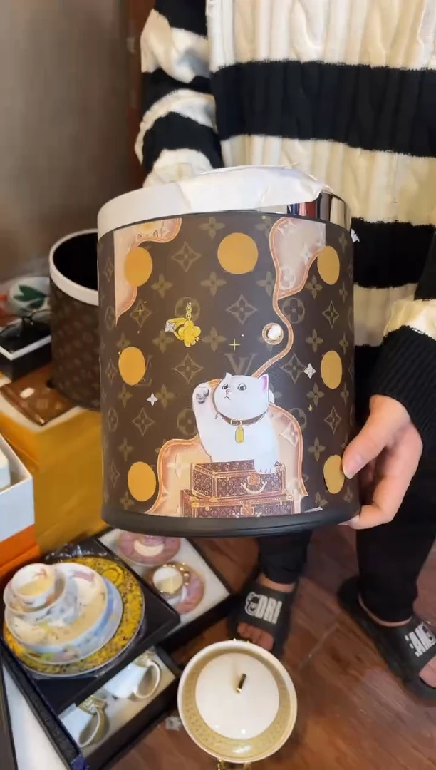 杯鸿辉家品牌瓷器，京东包邮！
