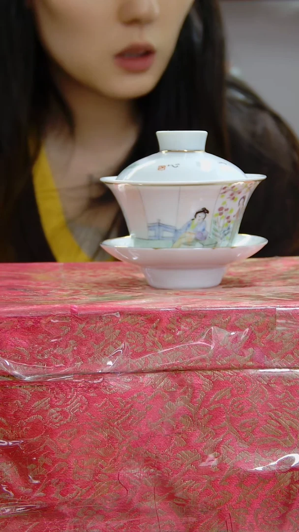 瓶粉彩人物三才杯（一套四只）#514#