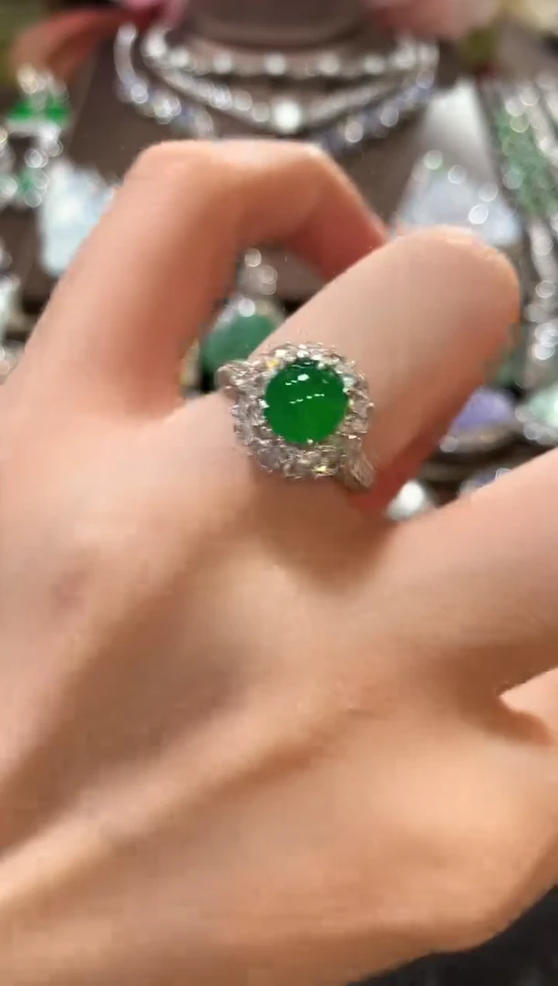 18K金镶嵌戒指翡翠n1