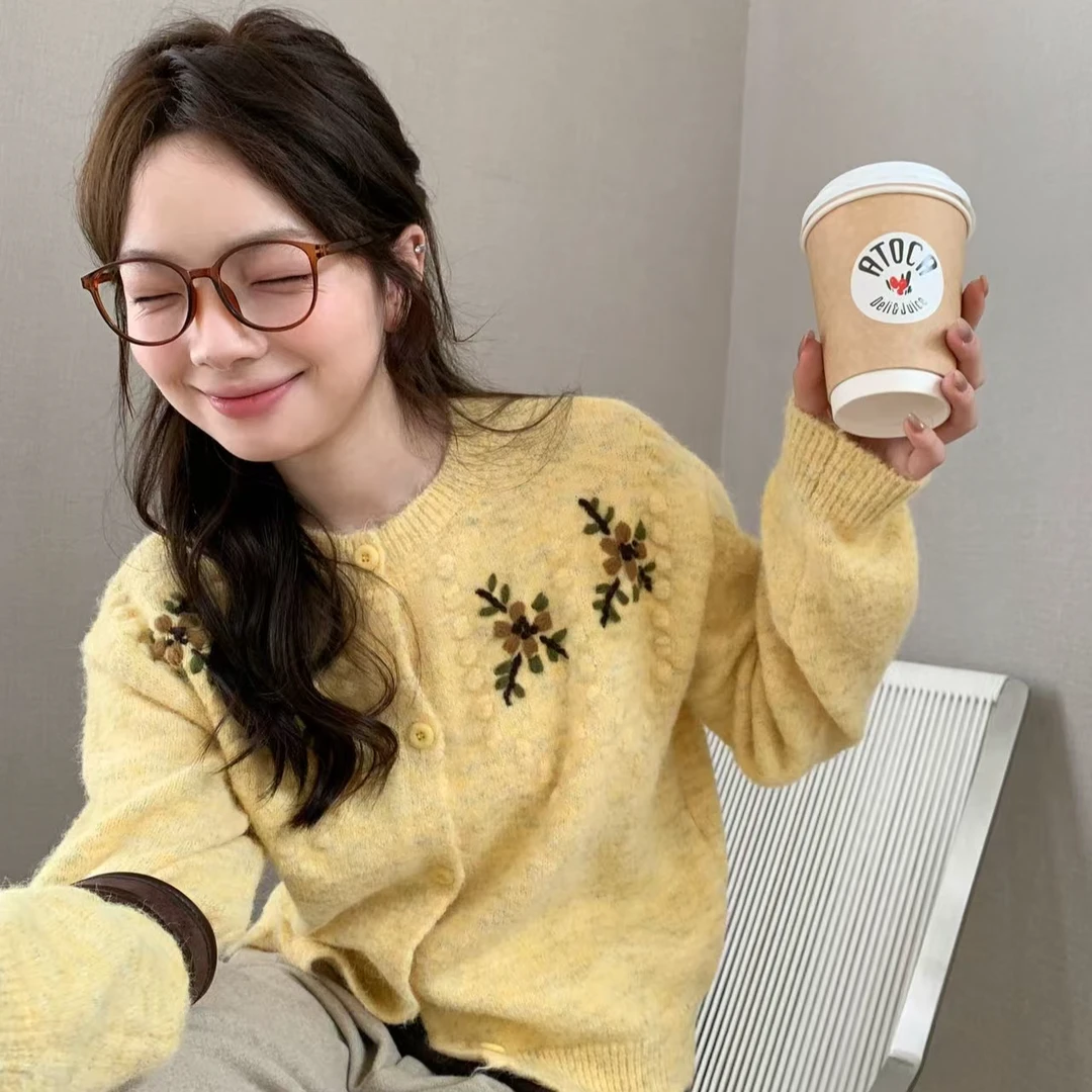 K3067 嫩黄 韩系时尚百搭短款针织开衫女加厚毛衣外套内搭外穿