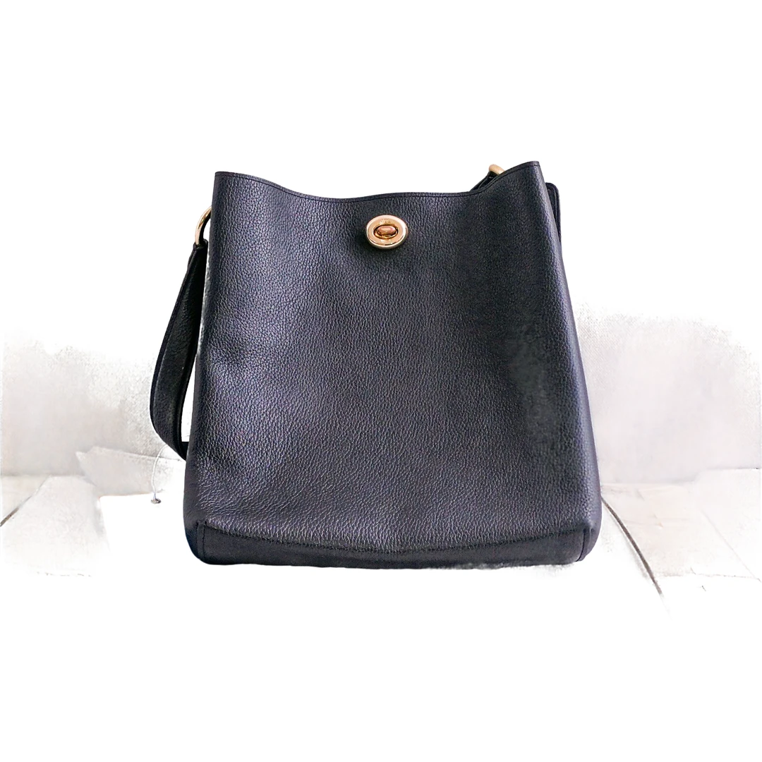 95新 COACH/蔻驰 Coach 黑色水桶包 043016