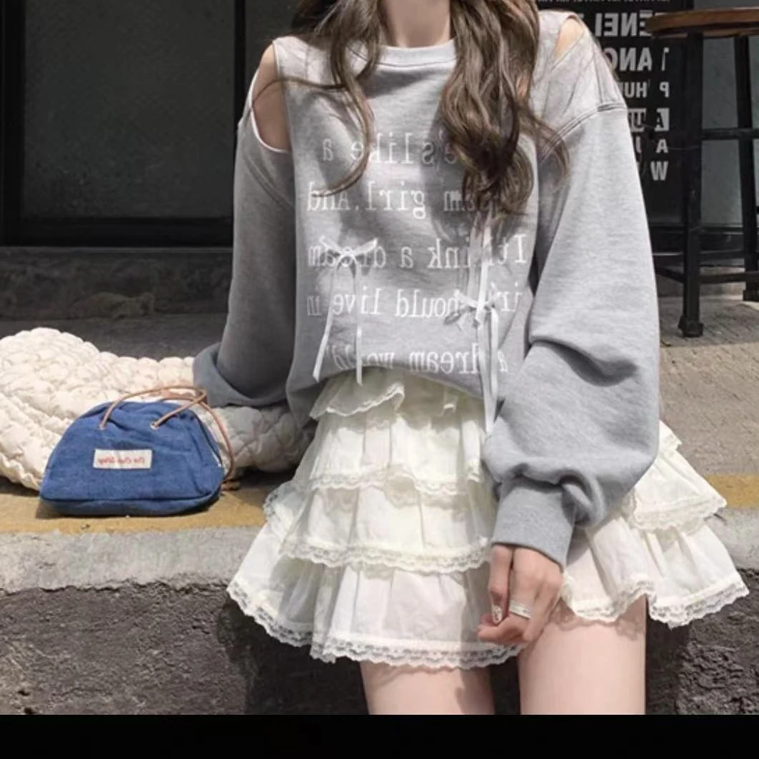 2025新款蕾丝花边短款蛋糕裙温柔气质白色设计感半身裙