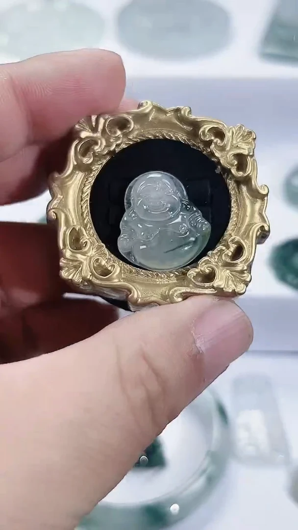 颈饰未镶嵌翡翠天然缅甸A货翡翠   冰飘花佛公