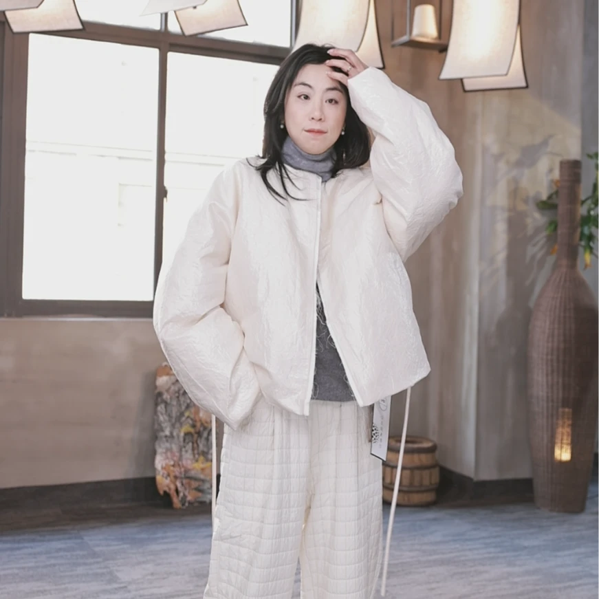 东倪原创圆领棒球服式羽绒服秋冬新款90白鸭绒绑带外套 84D892435