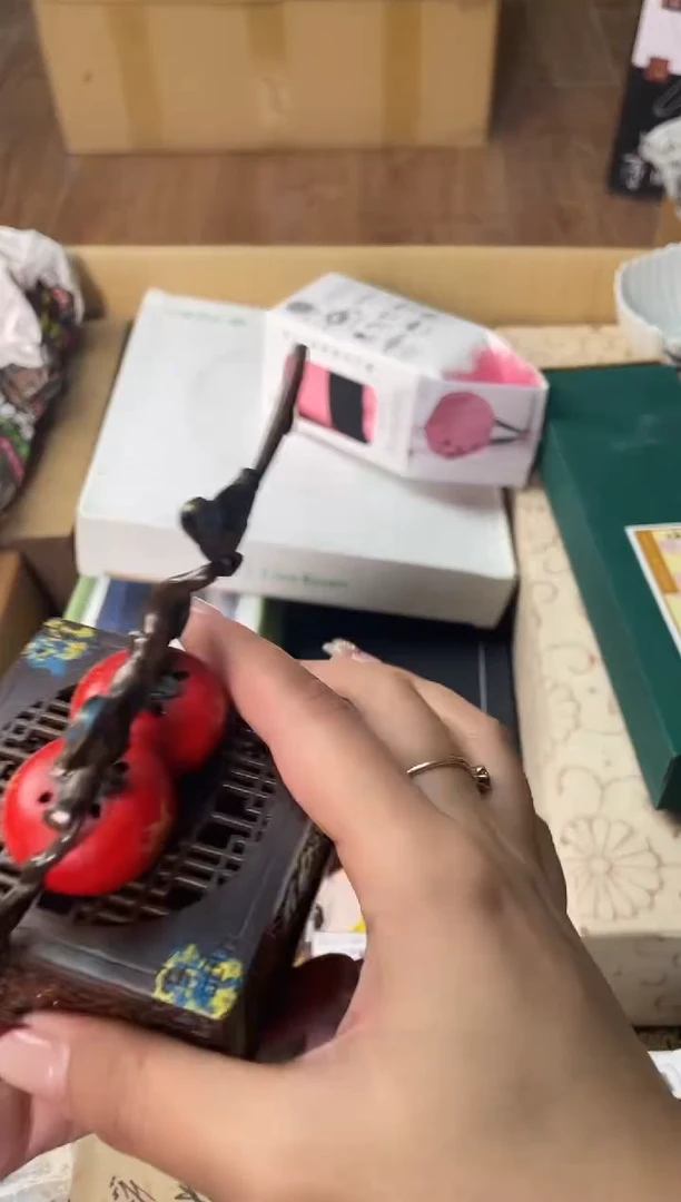 瓷片会****手摆件+++000000000