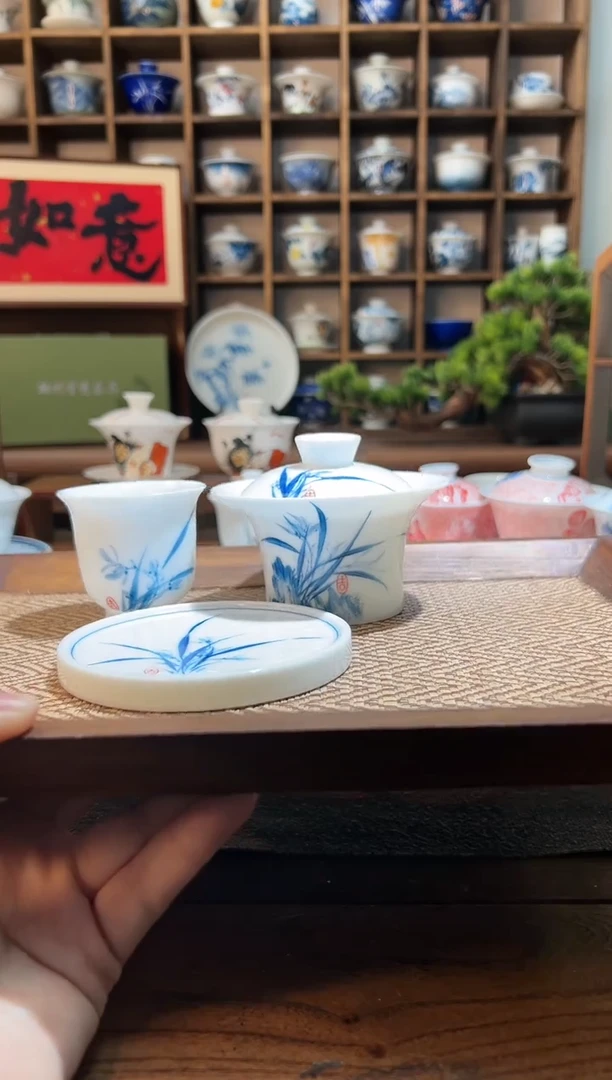 【闪购商品】手绘兰花马蹄盖碗+送主人杯+送盖置