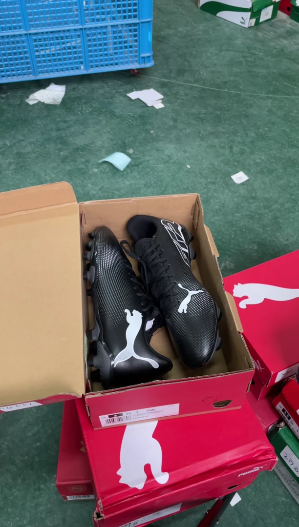 彪马时尚休闲运动鞋39M  JJ52