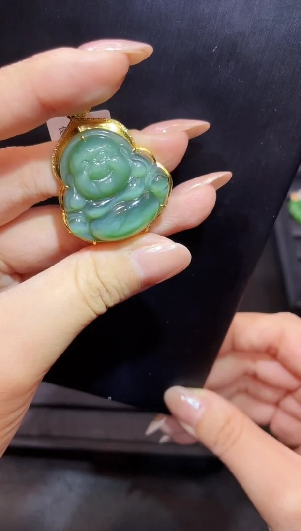 和田玉18K金镶嵌吊坠(赠链)30MM 多样性发一
