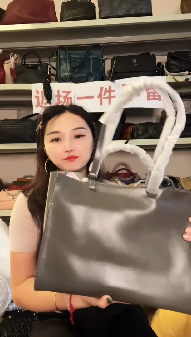 蚕丝珊瑚店清斜挎包真皮包时尚百搭包包