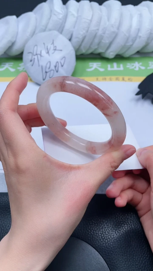 【闪购商品】石英质玉手镯未镶嵌A74-59.2