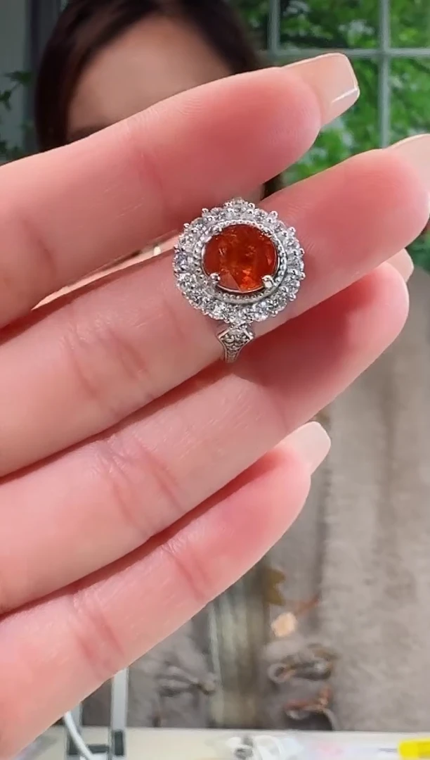 未镶嵌戒指石榴石（芬达石）天然芬达石戒指