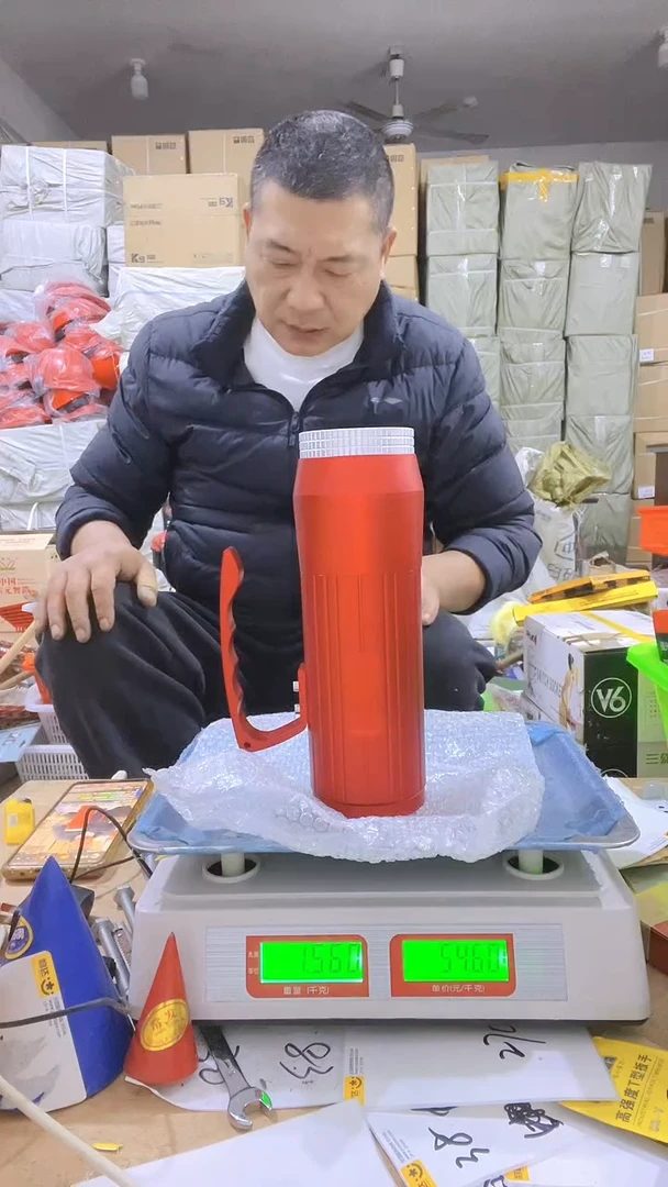 红色钓鱼灯1.5公斤 90