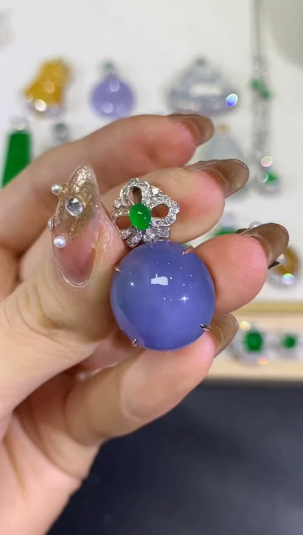 翡翠18K金镶嵌吊坠(不含链)团购30