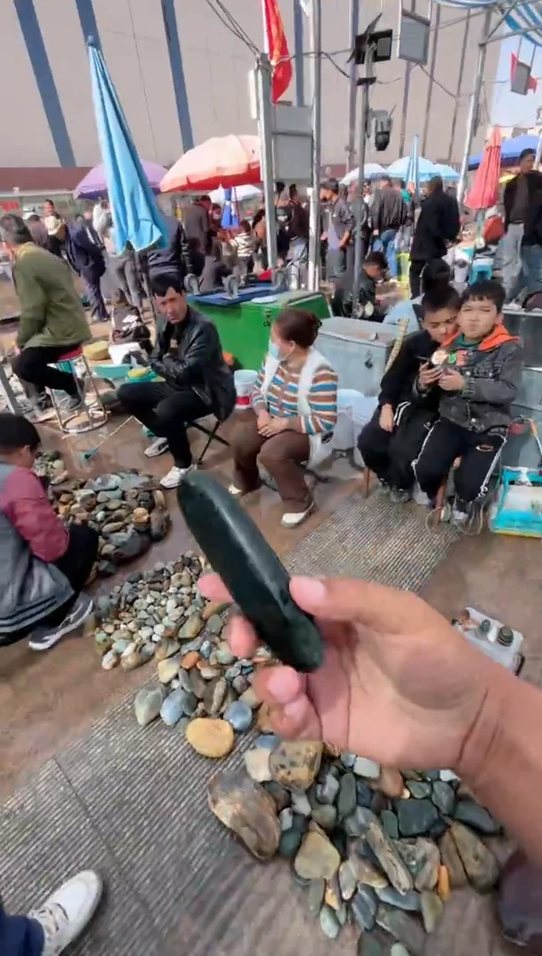 未镶嵌和田玉挂件和田玉