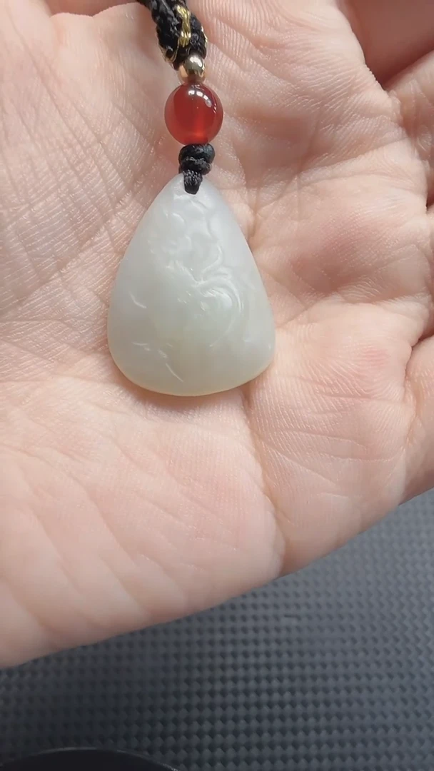 和田玉未镶嵌吊坠(不含链)112