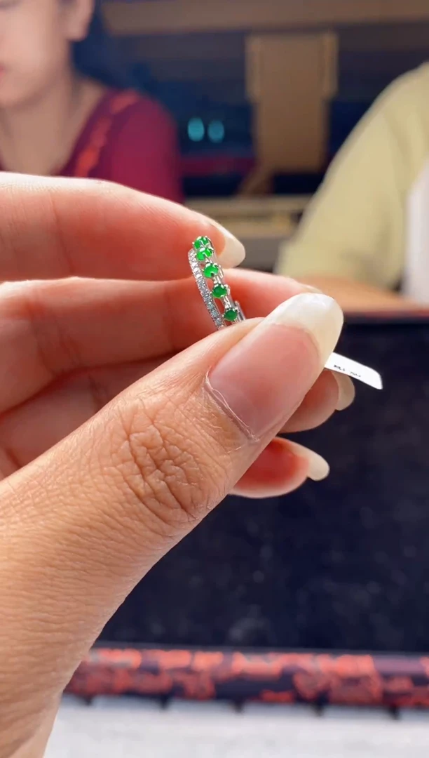 翡翠戒指未镶嵌天然翡翠拍一发一多样性发货