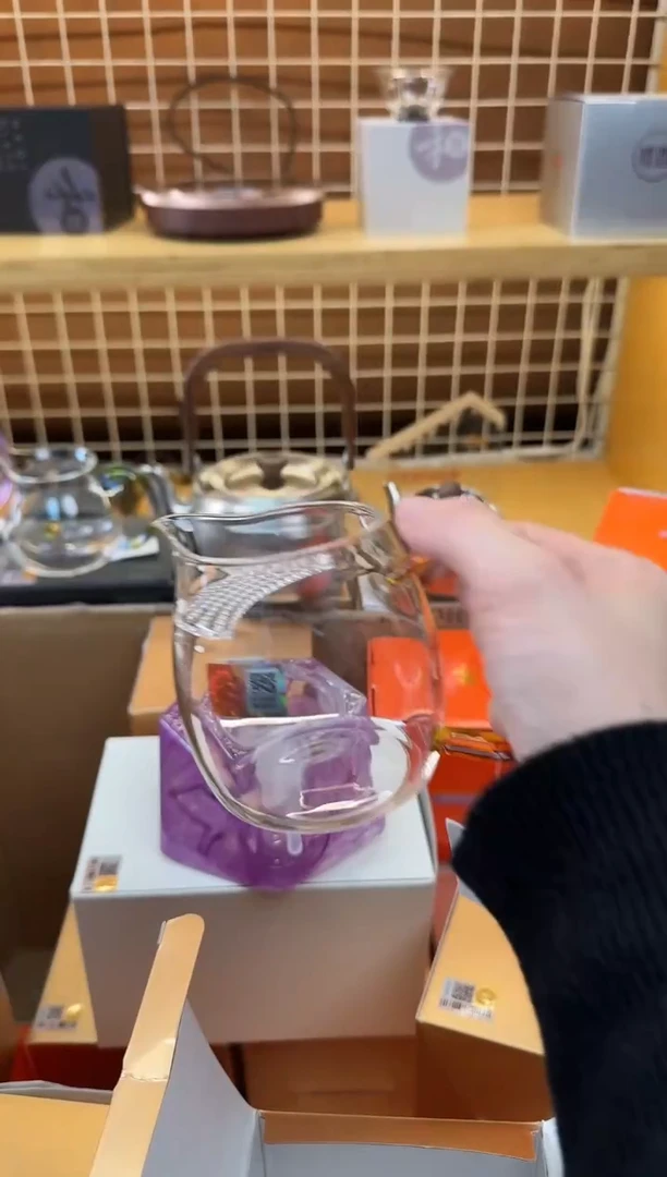 @@禾器晶彩泰然月牙琥珀