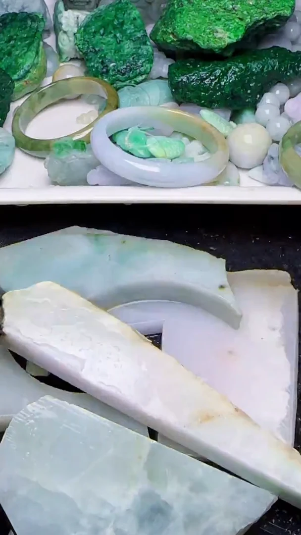 未镶嵌挂件翡翠265