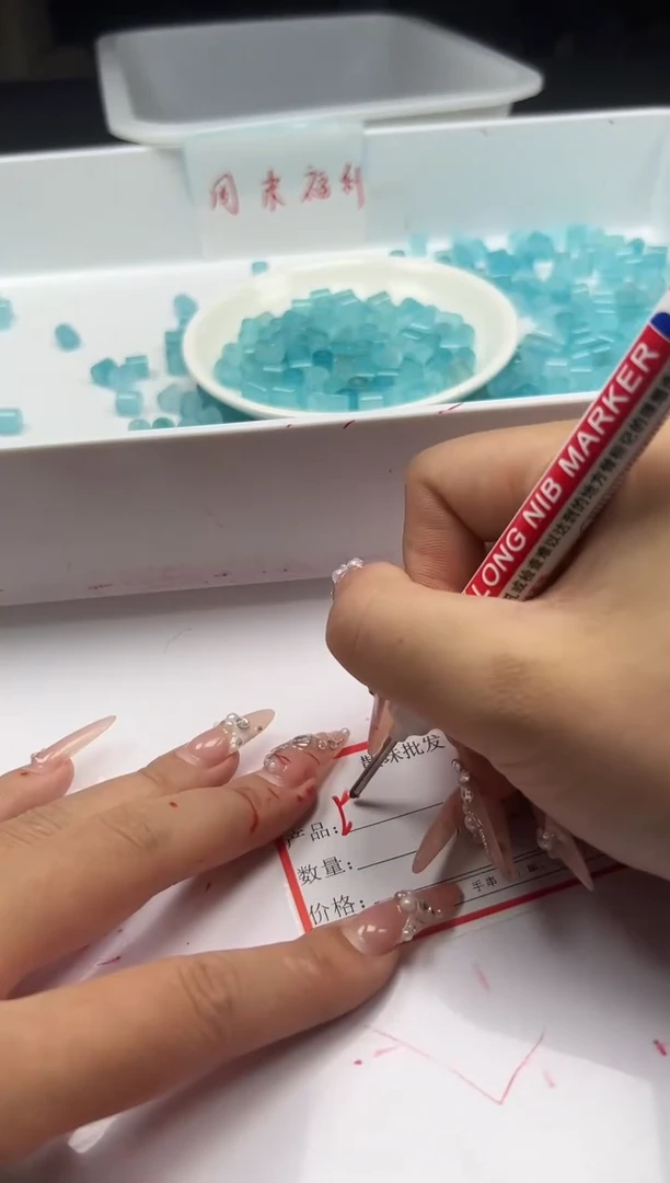 玛瑙/玉髓颈饰未镶嵌W2980海蓝宝桶珠8*8mm*20颗