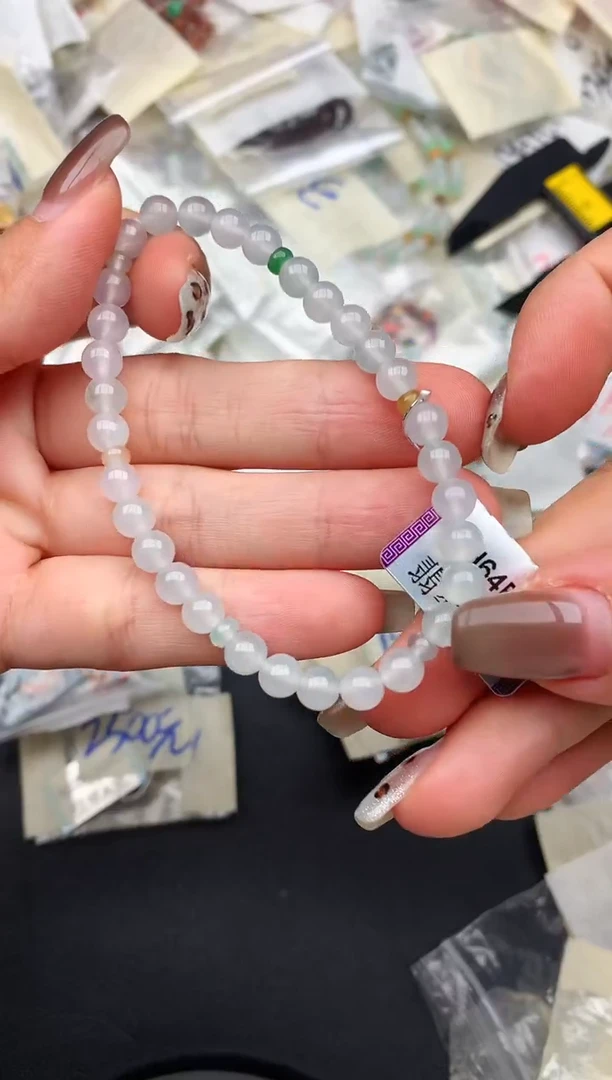 未镶嵌挂件翡翠—