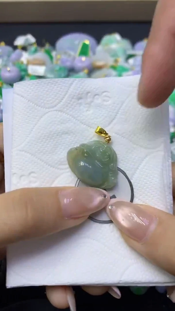 颈饰未镶嵌翡翠天然缅甸翡翠A货