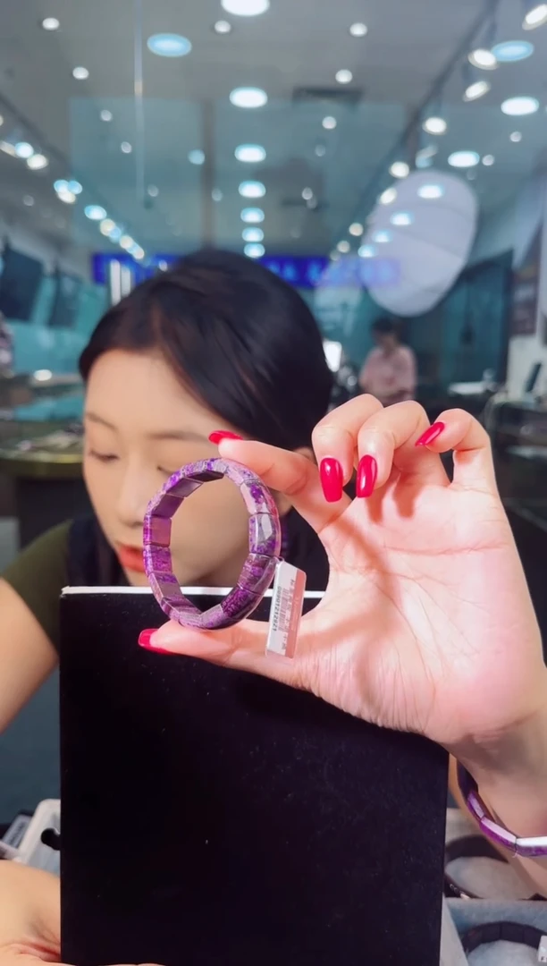 未镶嵌苏纪石（舒俱来）手牌南非老矿料舒俱来