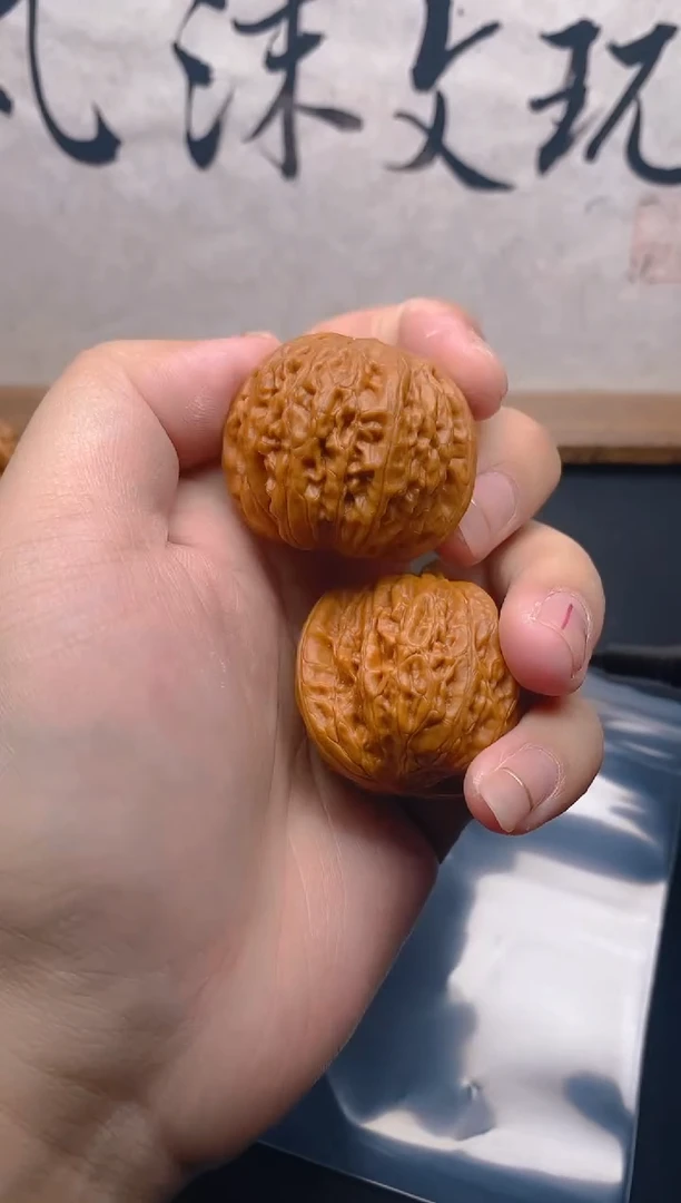 核桃独**楼文玩核桃